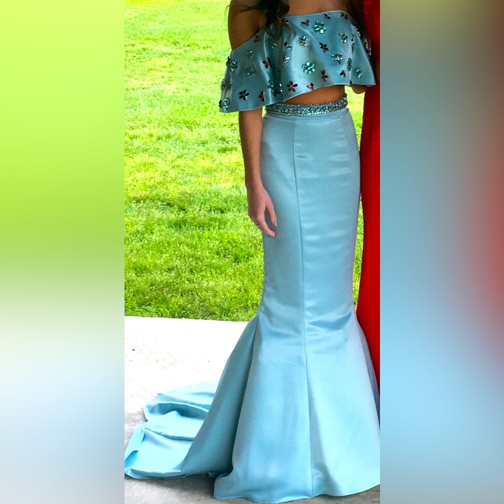 Sherri Hill light blue prom dress Size 00